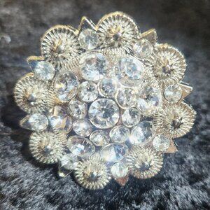 SCARF SLIDE Concho with CLEAR stones SILVERTONE NEW by Ornaments Collection